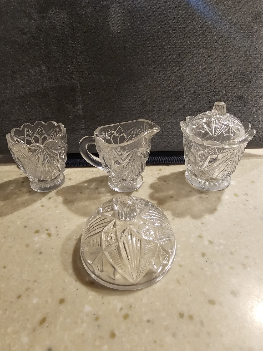 1970s Mosser Glass Childrens Tea Set Of 4, Only The Lid Of The Butter Dish